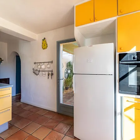 Les Muriers By Interhome Cogolin