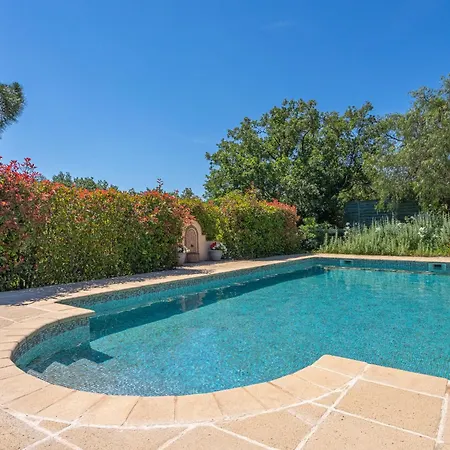 Willa Les Muriers By Interhome *